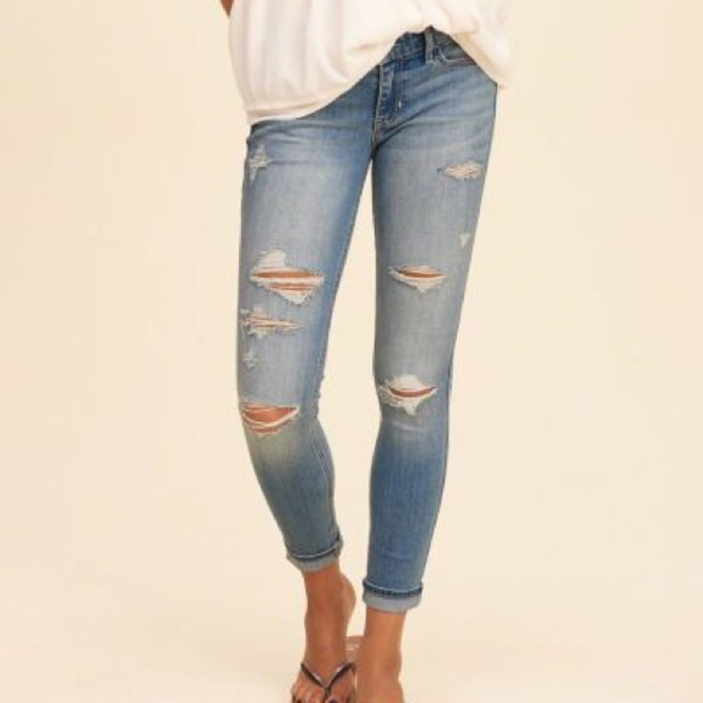 Hollister cropped jeans